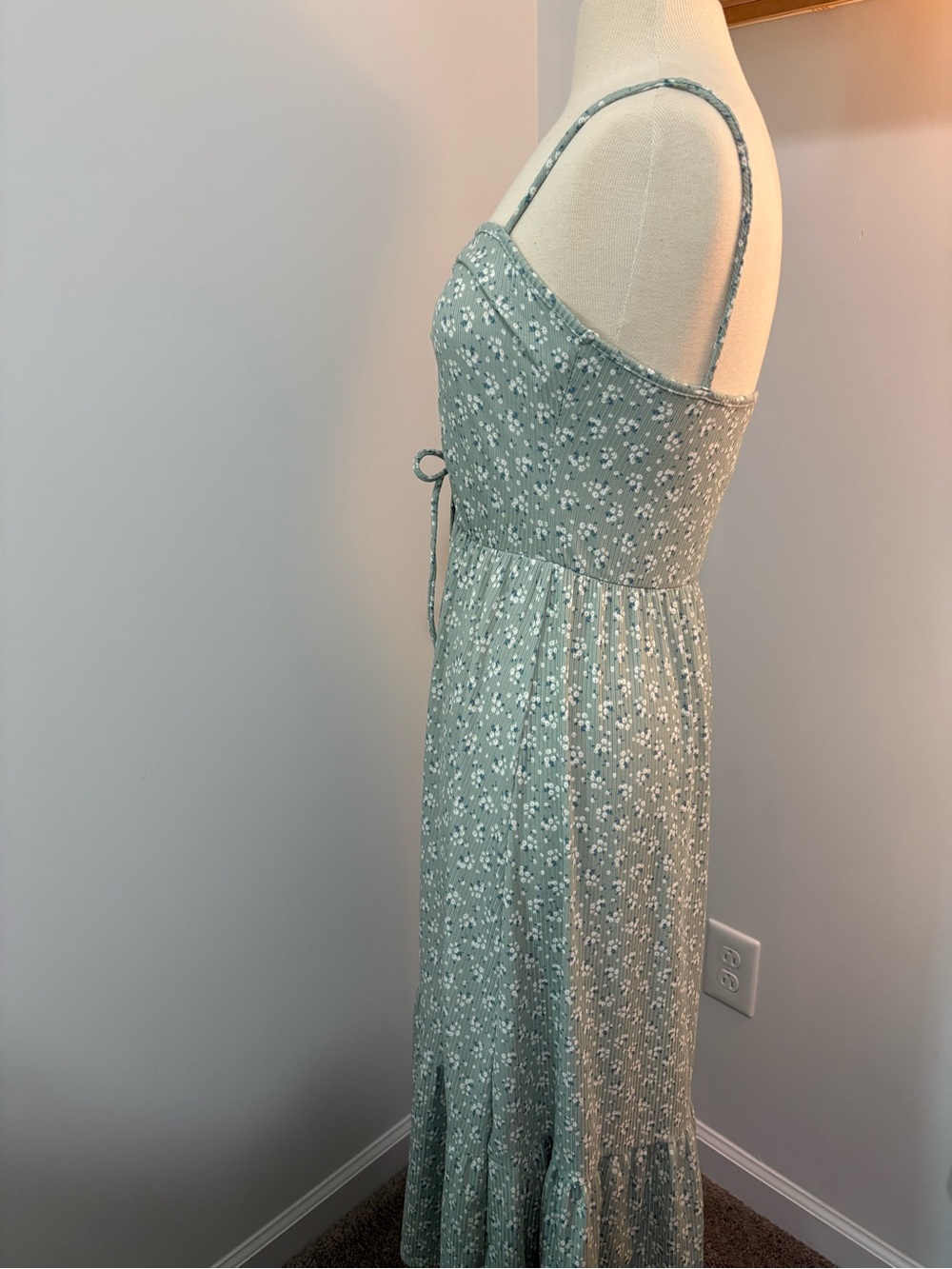 Sage Green Floral Ruched Sundress - Picture 4 of 8